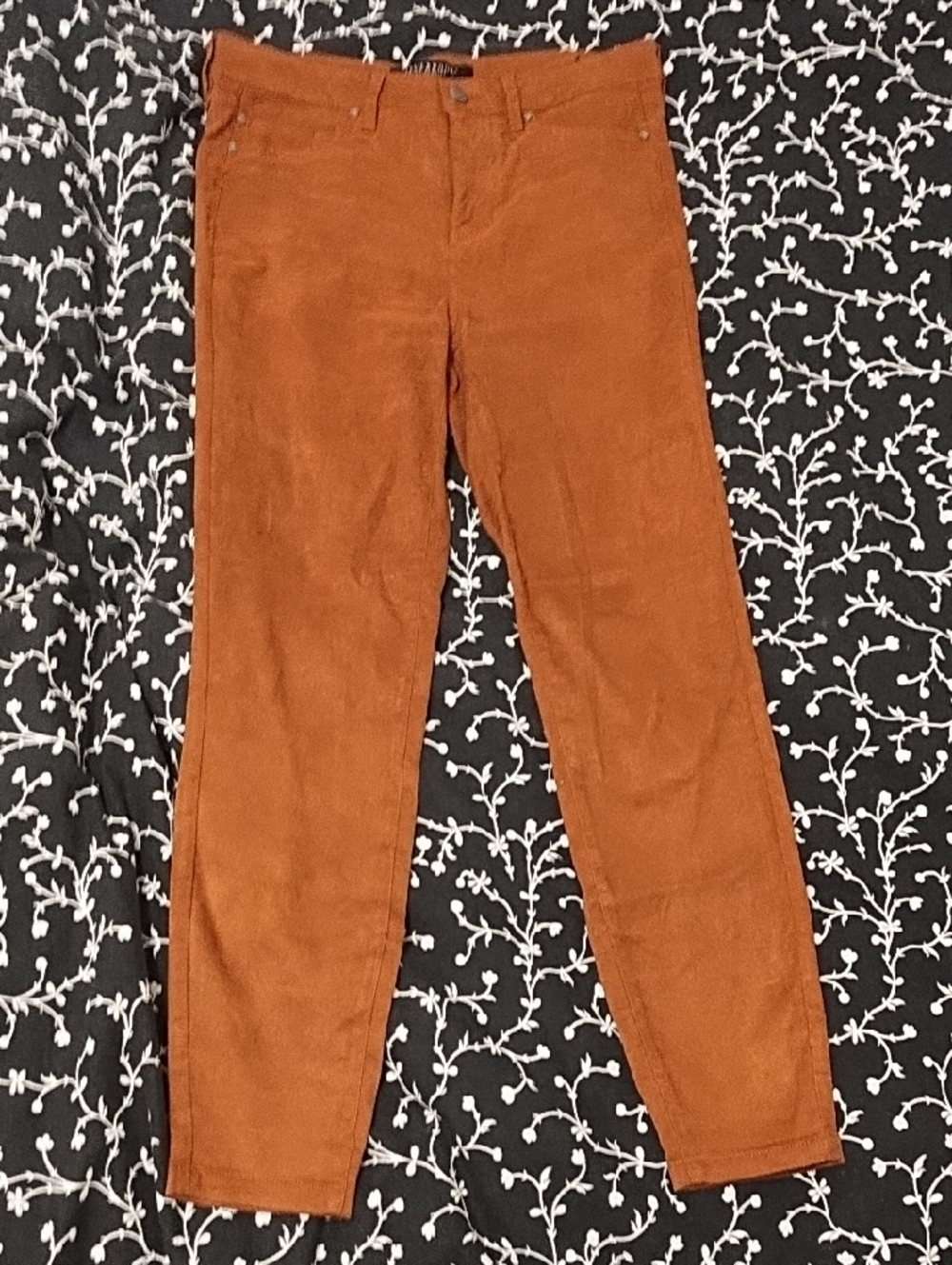 Liverpool Slim Corduroy Pants in Burnt Orange